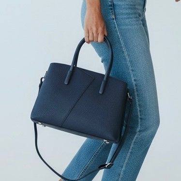 Sac Clara Marine vue de près