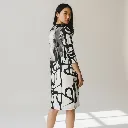 Vue arrière de la robe